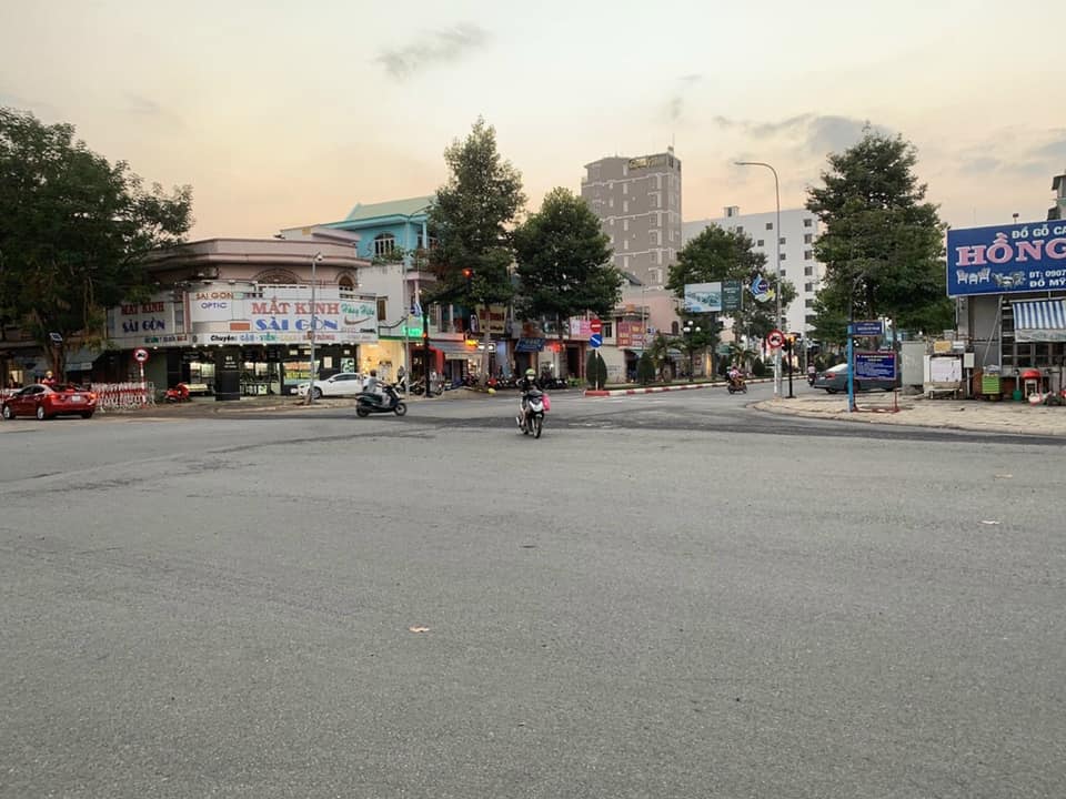 Bán nhanh lô đất mặt tiền Nguyễn Tất Thành-CMT8 , phường Phước Nguyên, Tp. Bà Rịa.