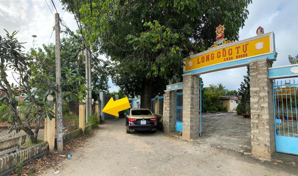 Bán gấp lô đất đường Võ Ngọc Chấn, phường Long Hương, Tp. Bà Rịa.