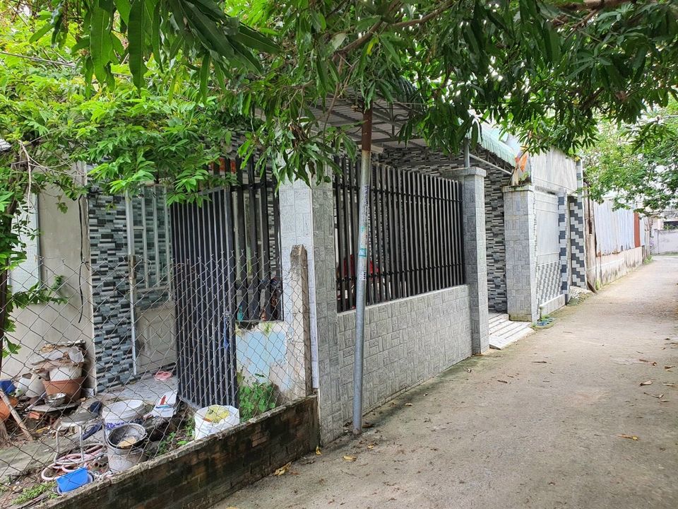 Cần bán nhà cấp 4 đường 9E, phường Tân Hưng, Tp. Bà Rịa.