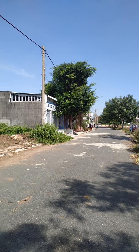 Bán lô đất sau nhà nghỉ Thách Sơn, thị trấn Long Điền, huyện Long Điền.