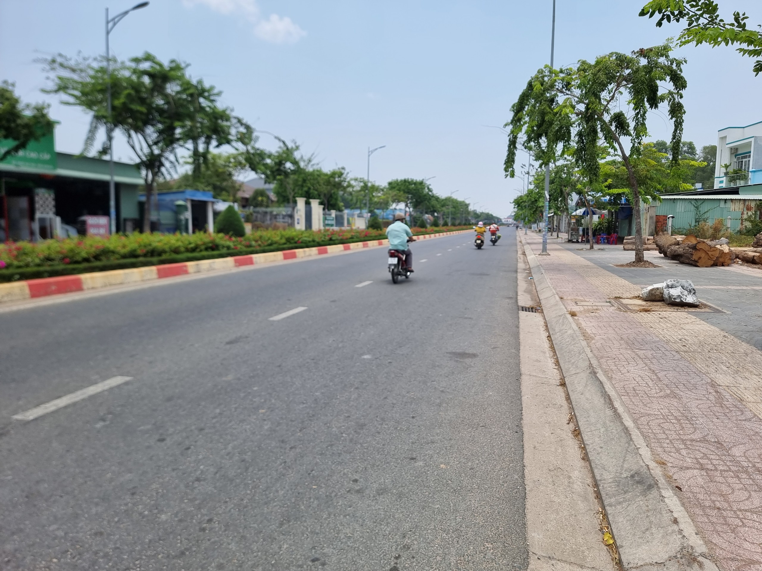 Bán đất trục đường chính Võ Thị Sáu, thuộc thị trấn Long Điền, tỉnh BRVT.