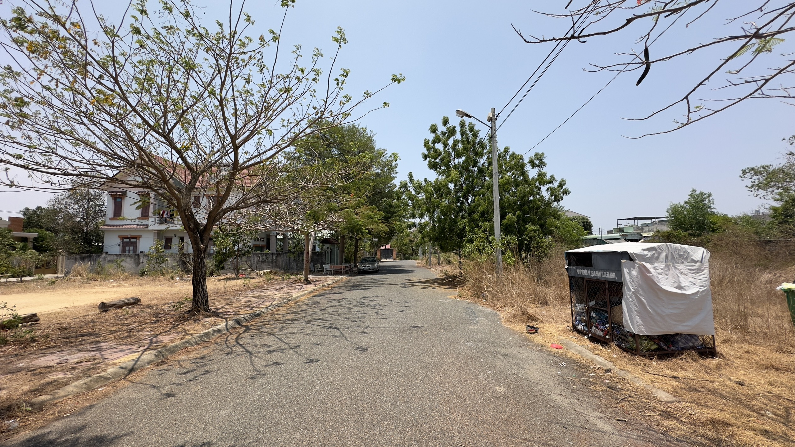 Bán lô đất biệt thự mặt tiền đường nhựa phường Long Toàn, TP Bà Rịa.