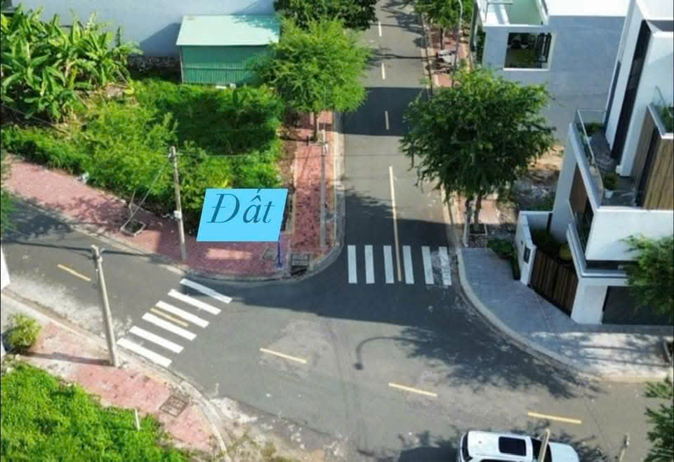 Cần bán lô đất đẹp góc 2 mặt tiền đường Đoàn Thị Điểm & Nguyễn Thần Hiến - TP Bà Rịa