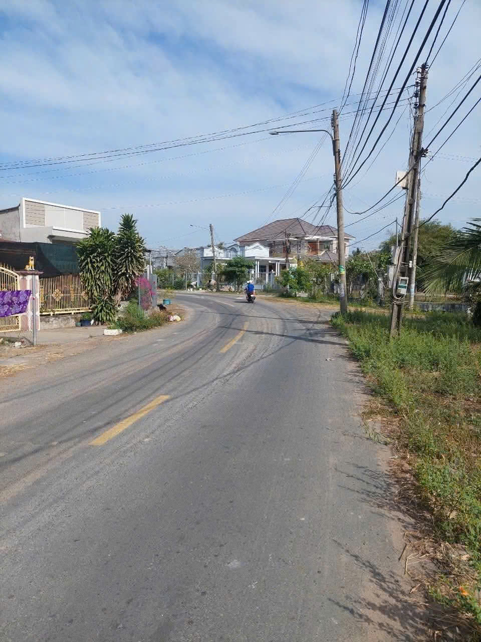 Bán đất mặt tiền đường Phan Đăng Lưu, xã An Ngãi, huyện Long Đất