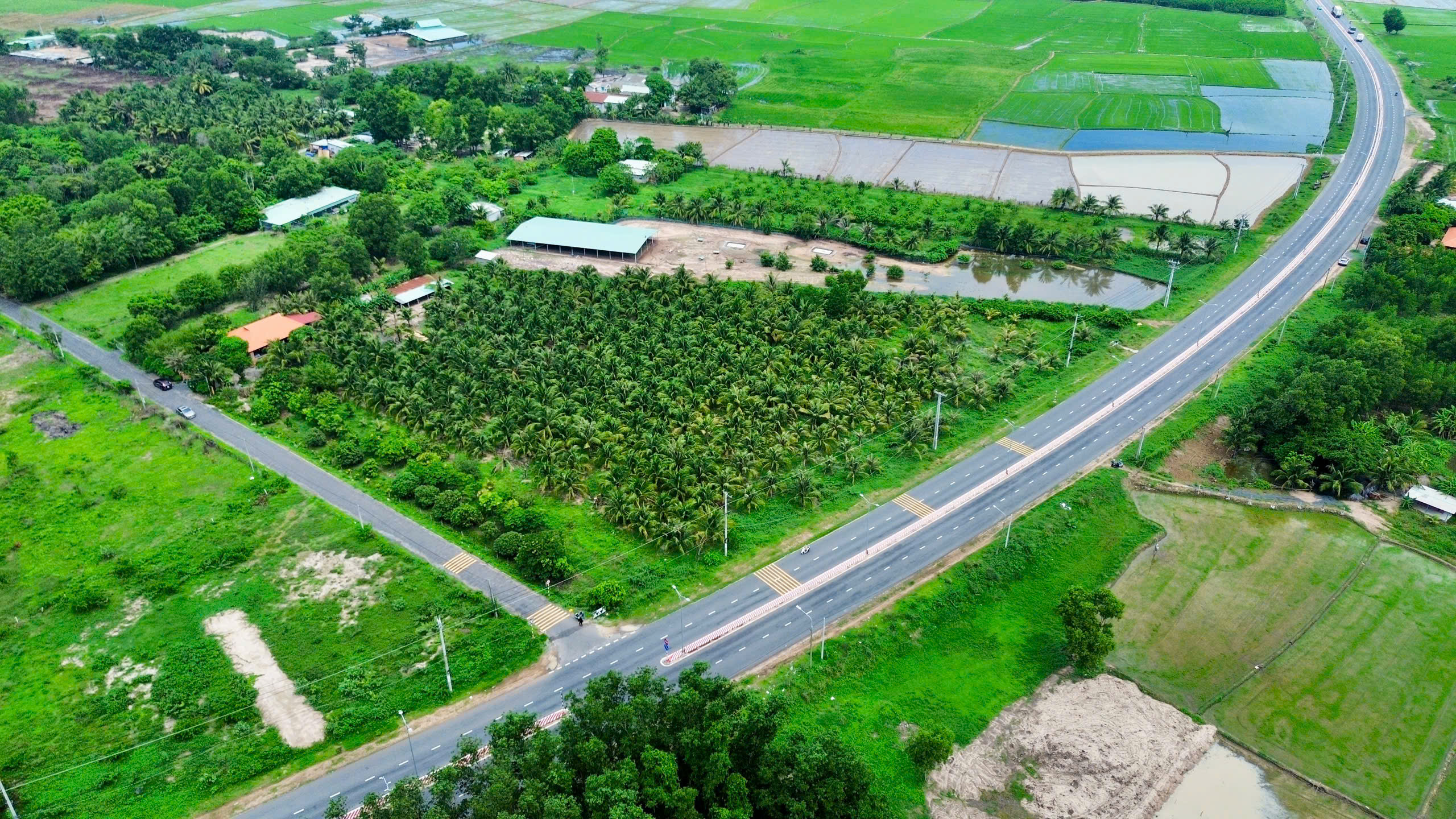 HÀNG F0 – MẶT TIỀN TỈNH LỘ 44B – TT PHƯỚC HẢI, HUYỆN LONG ĐẤT