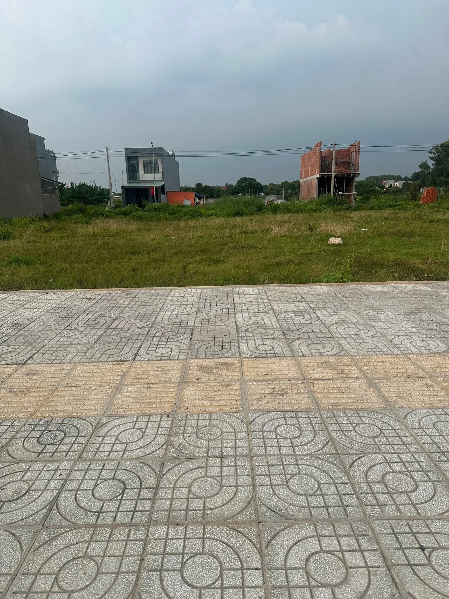 CẦN BÁN LÔ ĐẤT MẶT TIỀN ĐƯỜNG 26M – PHƯỜNG TAM LONG, TP.HCM