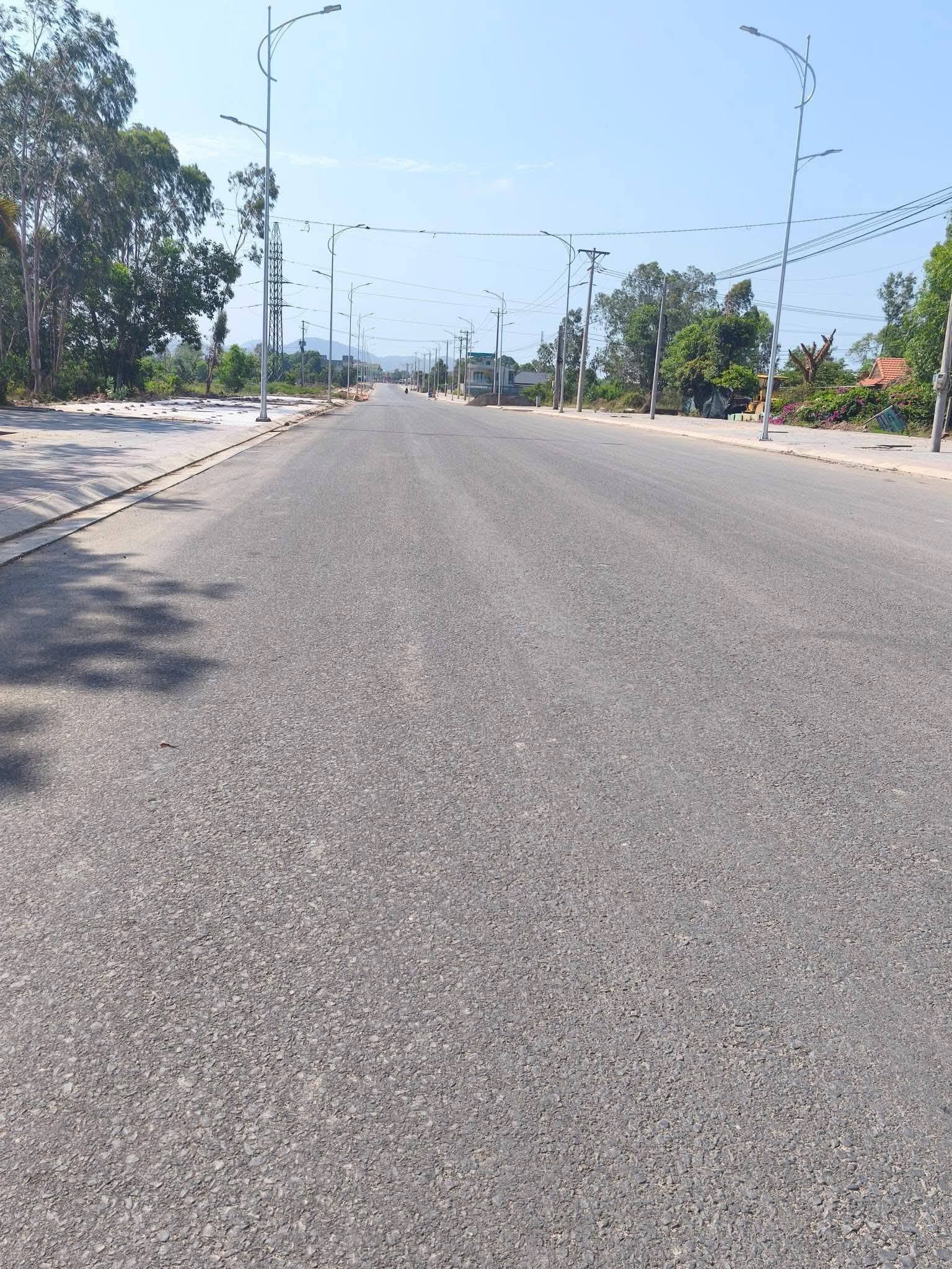 MẶT TIỀN HƯƠNG LỘ 2 – VỊ TRÍ KINH DOANH ĐẸP – PHƯỜNG TAM LONG, TP.HCM