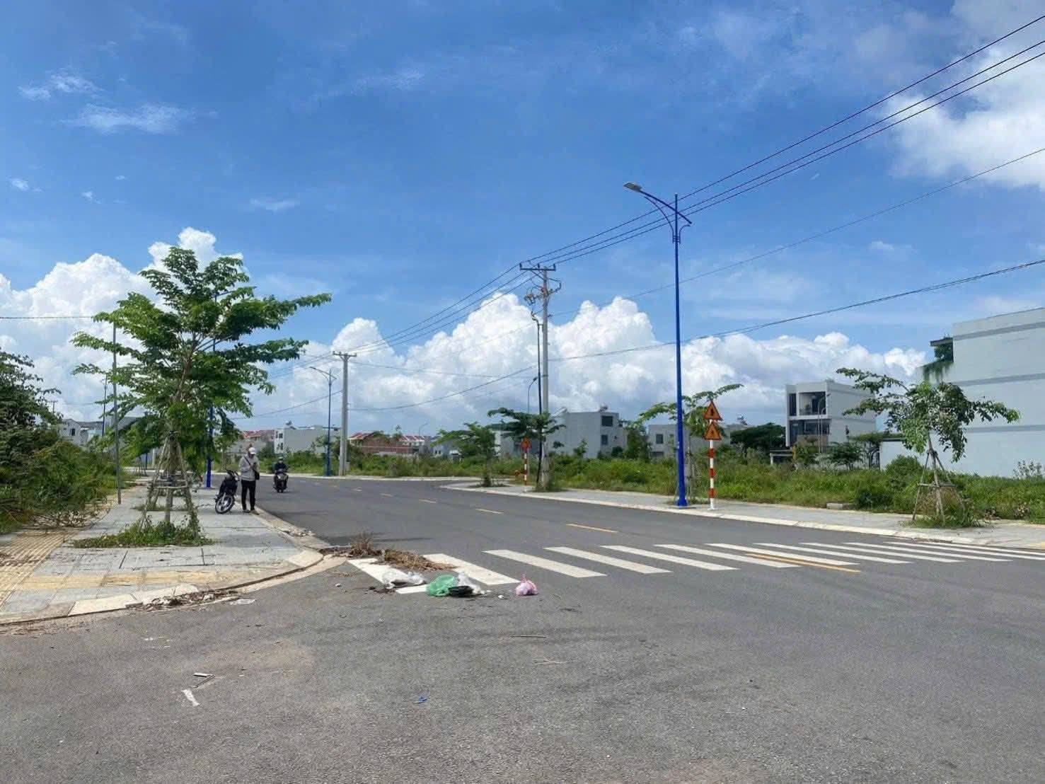 LÔ GÓC 2 MẶT TIỀN – PHƯỜNG KIM DINH, BÀ RỊA